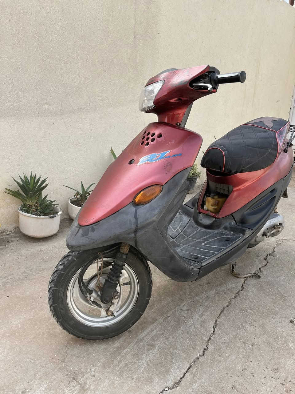 السلام عليكم
للبيع دراجة نوع ياماها بيجي Bj جاهزة من كلشي كهربائيات ومحرك واكسل سلف وهندر محرك مــآ مفتوح معدل ٦٠ كيج سرعة وبانزين واشاير شغالات تايرات جدد كفر اصلي بــس جارد ٢٢٥ وبيها مجال 

عنوان حلة _ شارع ٨٠ مال النجف _ قرب حلويات ومعجنات لبنان 
***********
