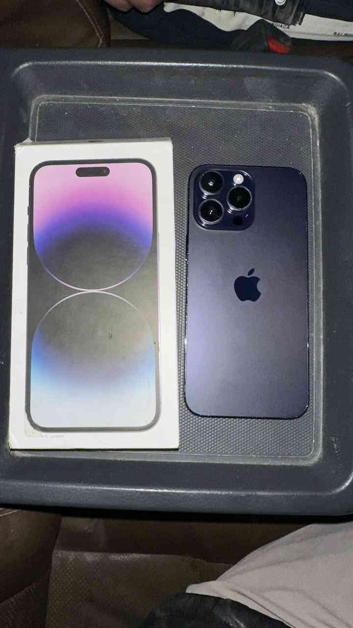 14 برو ماكس
للبيع 
بطاريه 87
مبدل شاشه نوعيه زينه من  الاماني 
ذ256 سعر 650
مكاني كربلاء ‭
0771 894 8393‬
