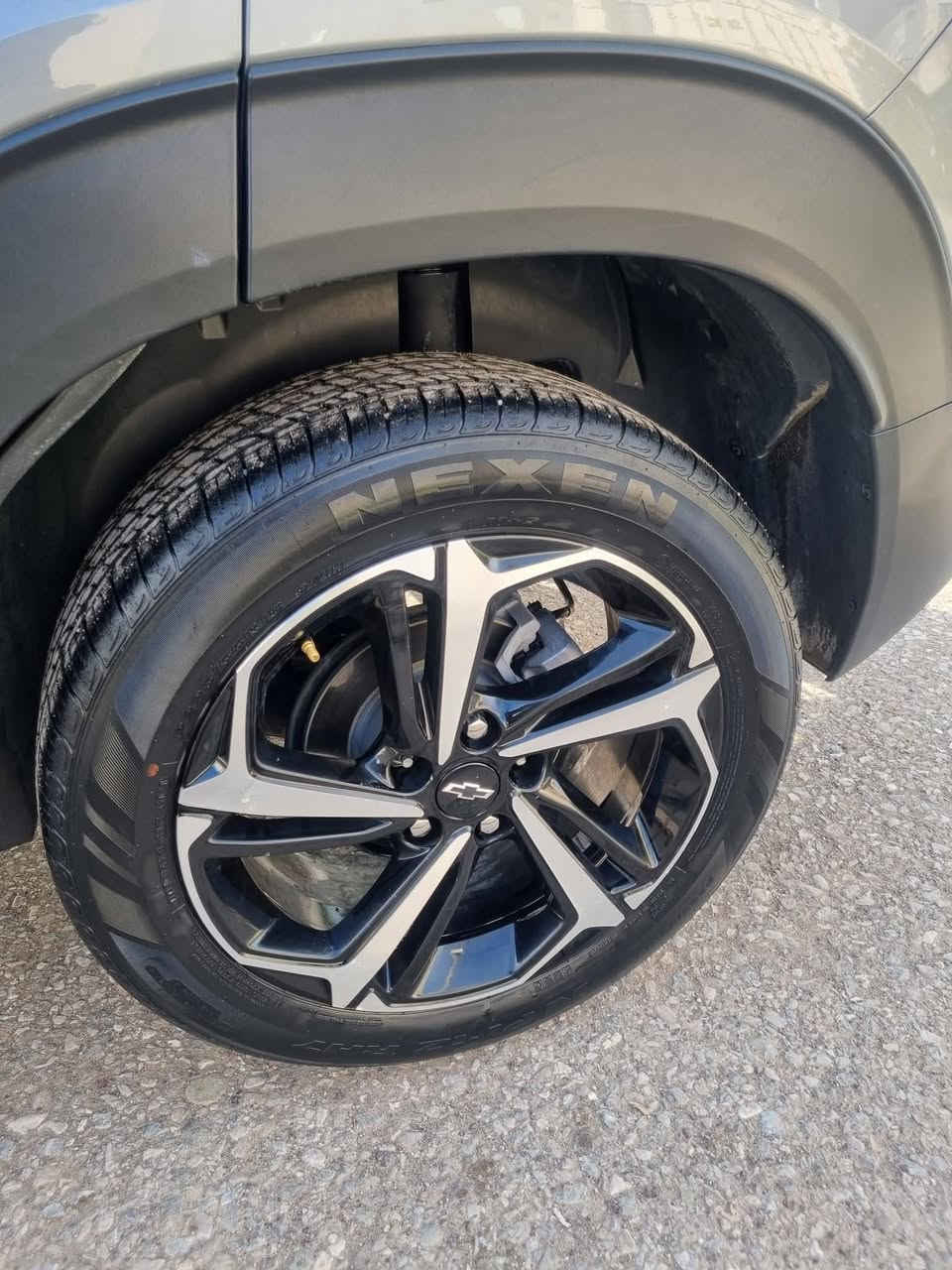 سلام عليكم للبيع ترابلايزر موديل ٢٠٢٤ ماشي ٢٨ ميل سعر (١١٨)
مواصفات بصمة،لايد زينون ، ويل كروم ،رادار ،كيج الكتروني ، شاشة عريض كامل، و بعد هواي مواصفاتت
دخول جديد، حادث سيارة موجود بالمنشور  بنيد ،جملغ سبغ 
رقم كاتي  ٣ شهر باقي للرقم  
يرهم فقط(اربيل، دهوك، سليماني )
مكان اربيل حي فرمانبران 
***********
