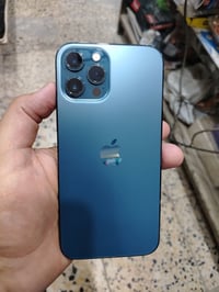 ايفون 12برو ماكس نظافه عاليه ومكفول للاستفسار على الخاص او 07714513613...