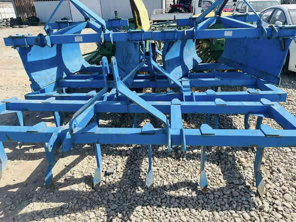 السلام عليكم للبيع معدات زراعيه خراميش + مرازات جديد غير مستخدام العنوان واسط الزبيديه للستفسار اتصل ***********
***********
