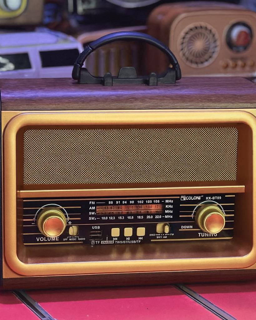 بمزيج بين ماضينا الجميل وحاضرنا الانيق 🌹
توفر اشكال متعدده من الراديو بثلاث موجات 
بطراز حديث وانيق مزود بفلاش ورام وبلوتوث 
يشتغل شحن وكهرباء 
متوفر توصيل لجيمع انحاء العراق الحبيب #الجميع


**إذا كنت صاحب هذا الإعلان وتريد حذفه لأي سبب، رجاءا أرسل رسالة إلى الدعم الفني**