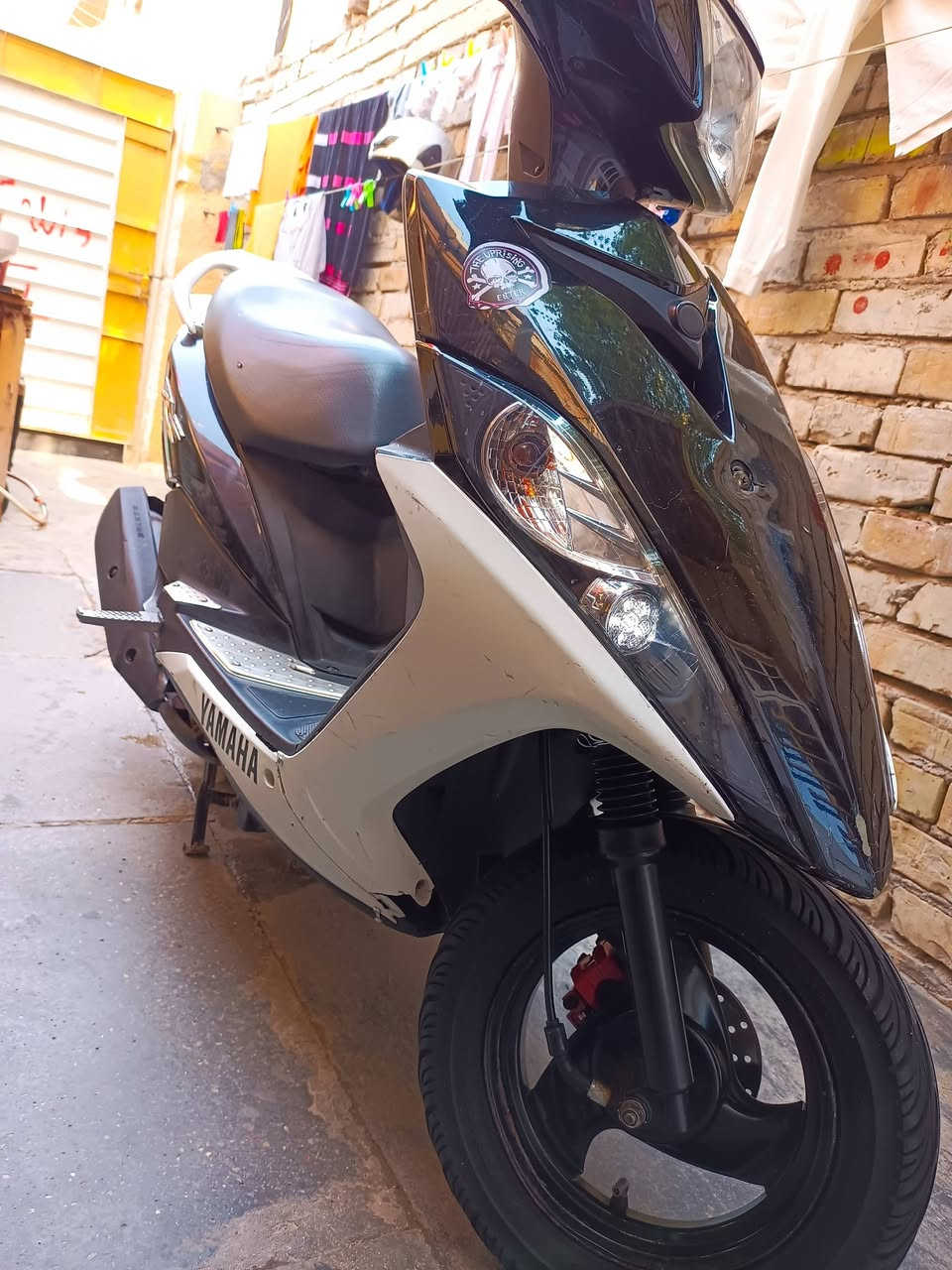 السلام عليكم ماكس مضلع حديث دراجه كلها بلاديه. للبيع او مراوس بعدله لو بوليس كون نضيفه *********** مكاني الامين
