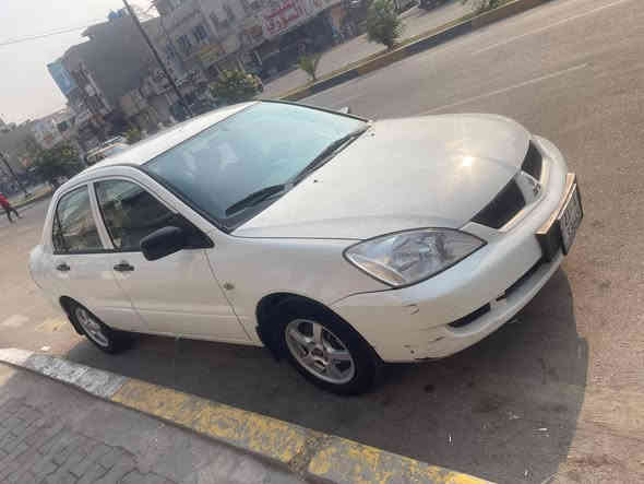 لانسر خليجي وارد يابان موديل ٢٠٠٩ السيارة جديدة بدون صبغ بدون ضربة فقط مكانين بارد بسيط رقم شمالي باسمي جديد السيارة جاهزة السعر ٨٣ للاتصال *********** الصليخ
