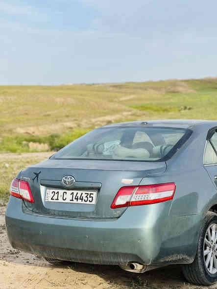 تيوتا كامري ياباني اصلي 
الموديل 2010 وارد كندي 
سعة المحرك 2500
مواصفات السياره LE
شاشه كبيره 
حساسات خلفيه 
تبريد قطعه واحده
مانع انزلاق 
وباقي المواصفات المعروفه
حادث باب السائق موضح في الصوره والباقي كفاله 
رقم الهاتف :***********
السعر : 110$
