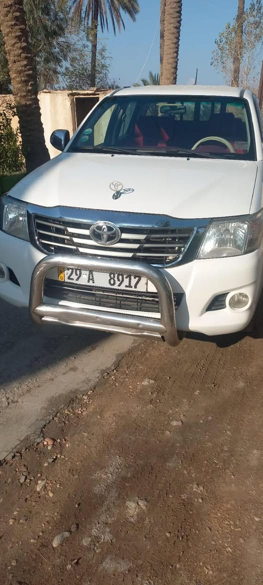 السلام عليكم
هايلوكس 2014 سعودي ثكيل ام الدعاء رقم واسط ب اسمي السياره ما ناقصها كلشي مكانها بابل محاويل 

***********
