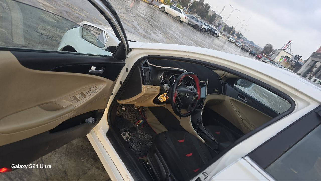 سوناتا خليجي موديل 2010  محرك 2400 دوش 4 سلندر كير اوتوماتيك مري شفط واشاير بل مري تحكمات ستيرن شاشه وكامره دواره ويل كب وطخم تايرات جديد صبغ بيها مكانات مال تشليع كلير ابيع حزام بدون دواخل سياره حيل نظيفه وجاهزه رقم دهوك جديد سنويه وهزه جديده شرط التحويل السعر (105 )$$ للاستفسار 
***********
***********
