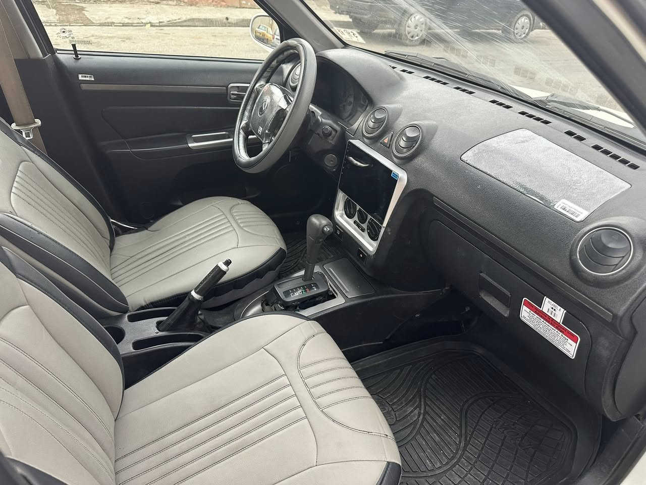 السلام عليكم سيكي 2012اول وجبه داخل اسود رقم نينوى كير مكينه كورله توماتيك تبريد تدفئه  بدون حادث مصبوغه جمالية طخم طخم تاير جديد 
الخاص مغلق 
***********
***********
