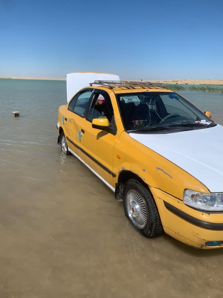 سلام عليكم سمند للبيع أو مراوس بخصوصي مكينه كير مكفولات تبريد منضومه جديده تبريد ثلج مديل 2010مصفره هيئة وغرامات مكان بغداد مدينه الصدر ***********
