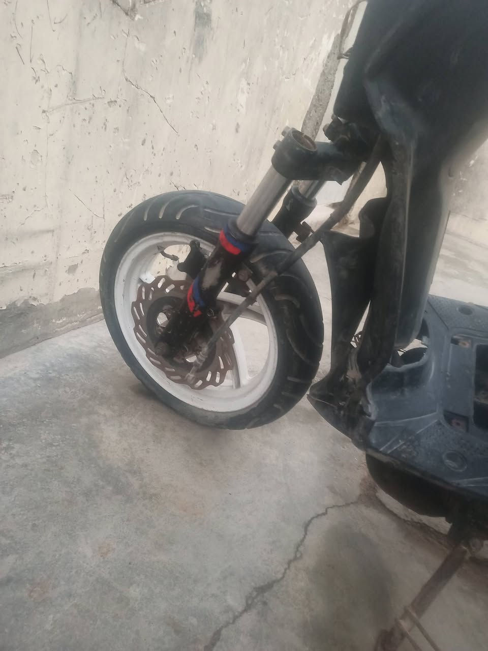 دراجه 150 بس والله ما اعرف شنو نوع الدراجه هاي ما اعرف اسمها المكان فلوجه معمل الطحين


**إذا كنت صاحب هذا الإعلان وتريد حذفه لأي سبب، رجاءا أرسل رسالة إلى الدعم الفني**