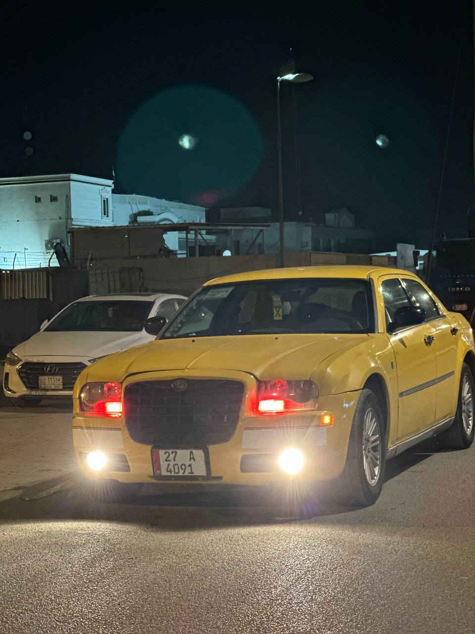 السلام عليكم كرايسلر أوباما 2010 السياره كلين داخله للعراق وجاهزه من  كلشي تبريد حداديه تخم تاير گير كله جديد السياره بأسمي مكان السياره ناصريه رفاعي ***********
