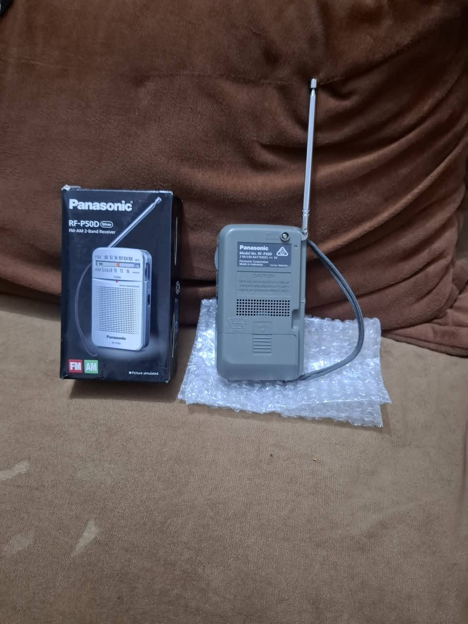 السلام عليكم للبيع راديو صغير نوع بانسونك جديد بالباكيت موجتين AM,FM السعر ٤٠ الف للاتصال مراسله الصفحه


**إذا كنت صاحب هذا الإعلان وتريد حذفه لأي سبب، رجاءا أرسل رسالة إلى الدعم الفني**