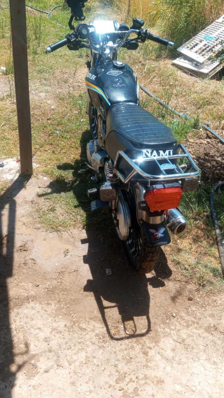 🏍️ للبيع | دراجة سولنك موديل 2024
✅ موديل: 2024
✅ محرك 200 CC
✅ خمسة كير
✅ كفالة عامة
✅ بدون أي نقص أو ملاحظات
✅ أوراق كاملة وجاهزة

💰 السعر: 725 ألف دينار
🔹 السعر قابل للتفاوض (بيها مجال)

📍 الموقع: بغداد – المحمودية

📞 للتواصل:
اتصال | واتساب | خاص
***********
