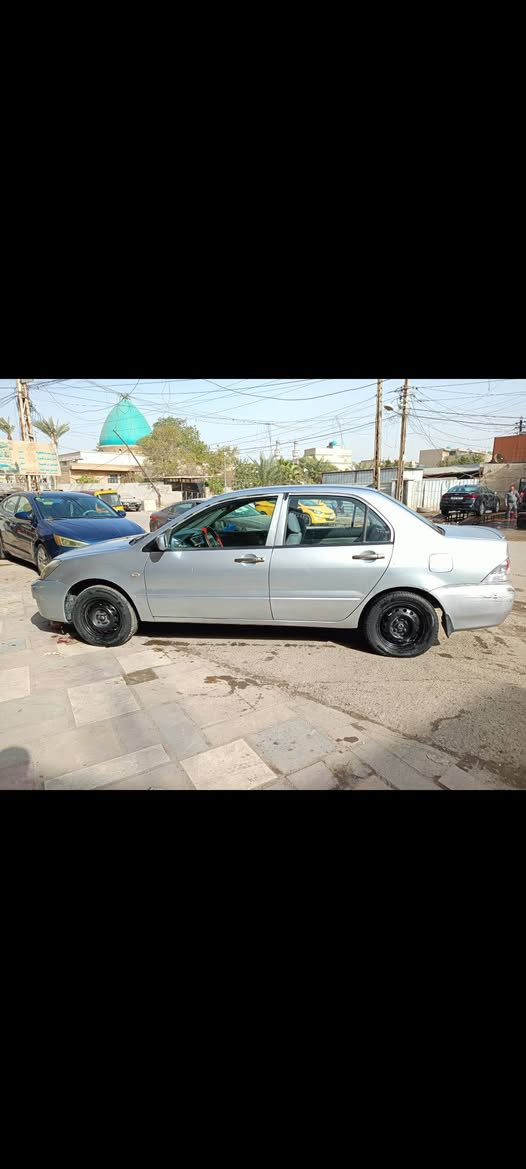 لانسر 2010 للبيع
محرك 1500
رقم كربلاء الأنگليزي مكانها بغداد

ماشية 178 الف 

گير ومحرك جيد جداً 

بيها صبغ بالباب الخلفي وواحد من الهلالات 

موجود سونارها بالصور

السعر 74 وبيها مجال

للأستفسار ***********
