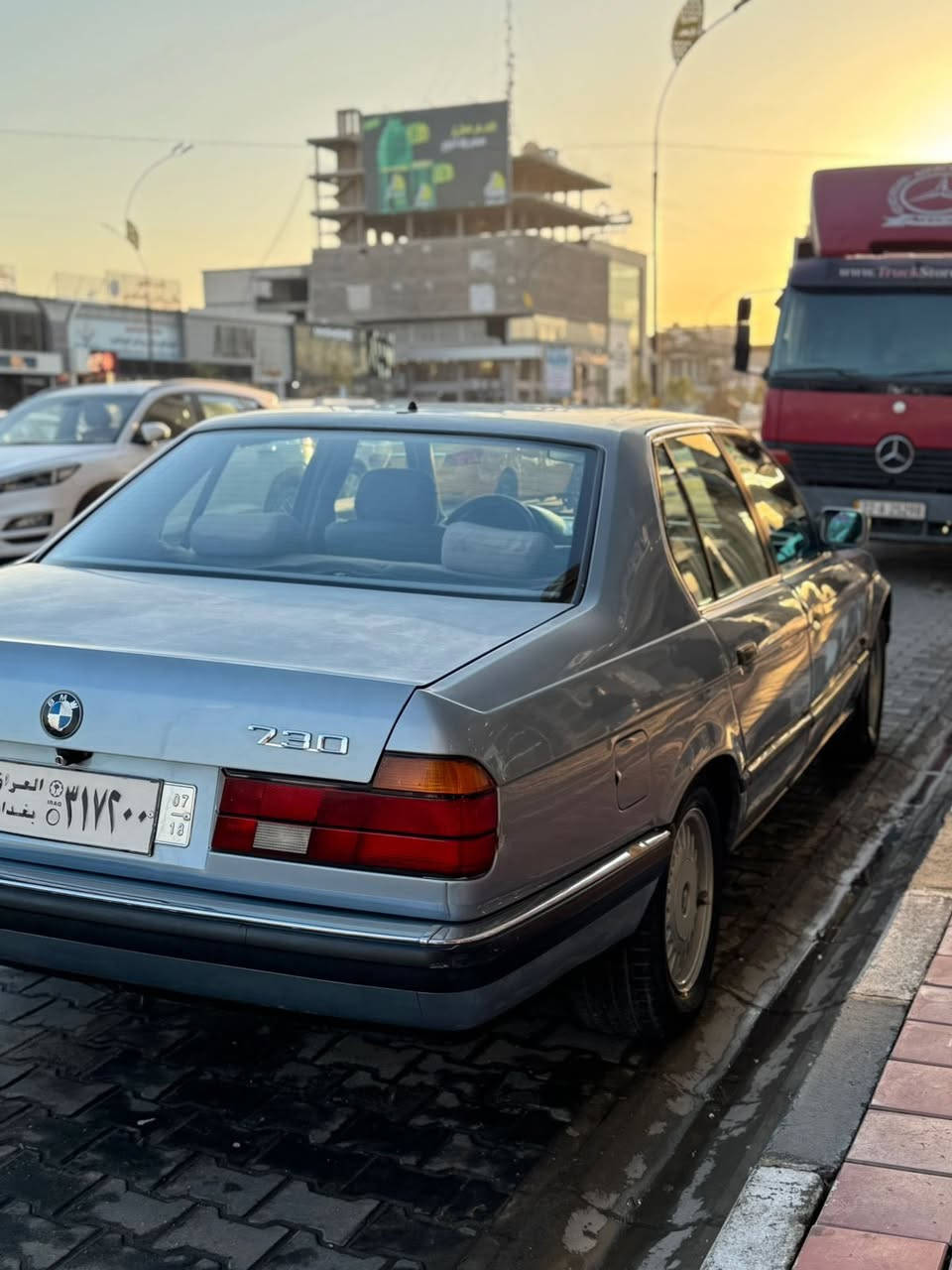 السلام عليكم . شباب bmw موديل 1990 رقم صدامي السياره حلوه ونصبتها تخبل جاهزه من كلشي مكانها النجف الاشرف مكفوله من الحادث مصبوغه عام جماليه فقط السعر 65 ورقه للاستفسار ***********
