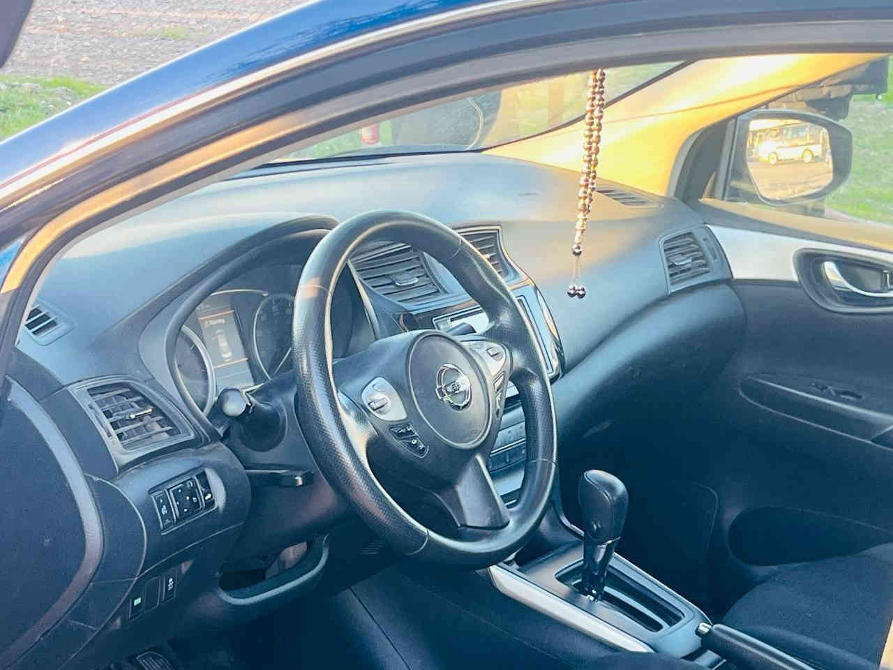 نيسان سنترا
موديل 2019
ضرر: جاملق وبنيد  بدون دواخل 
مواصفات 
شاشه 
كاميرا 
رادار 
حساس 
تحكمات ستيرن 
تحديد سرعه 
بعد بيها مواصفات 
مكان موصل
سعر115 مجال بسيط
***********
***********
