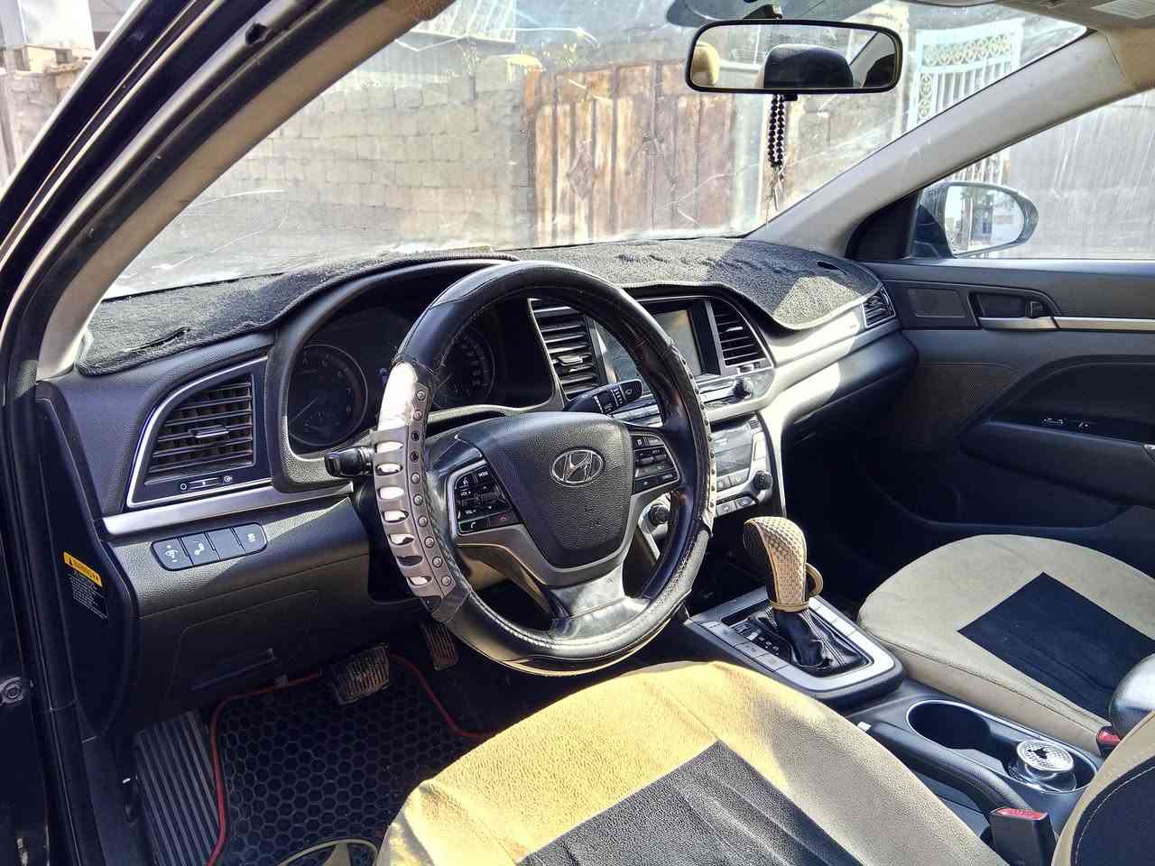 السلام عليكم النترا ١٧ فول لمتد واحد على واحد وارد كندي تحويل ثاني يوم رقم ديالى تبريد مركزي تدفءه بل كشنات وبل ستيرن كشنات كهربائي السعر ١١٥ ويبه مجال حك الجيه 
ستفسار ***********.
