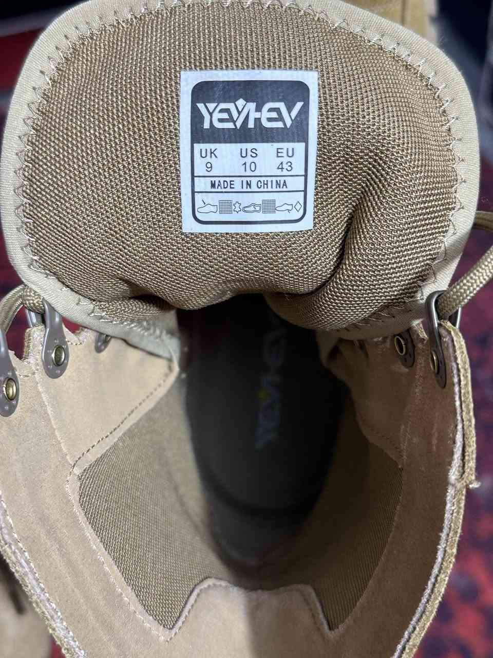 السلام عليكم بسطال للبيع قياس 43 السعر 85 الف  ***********
