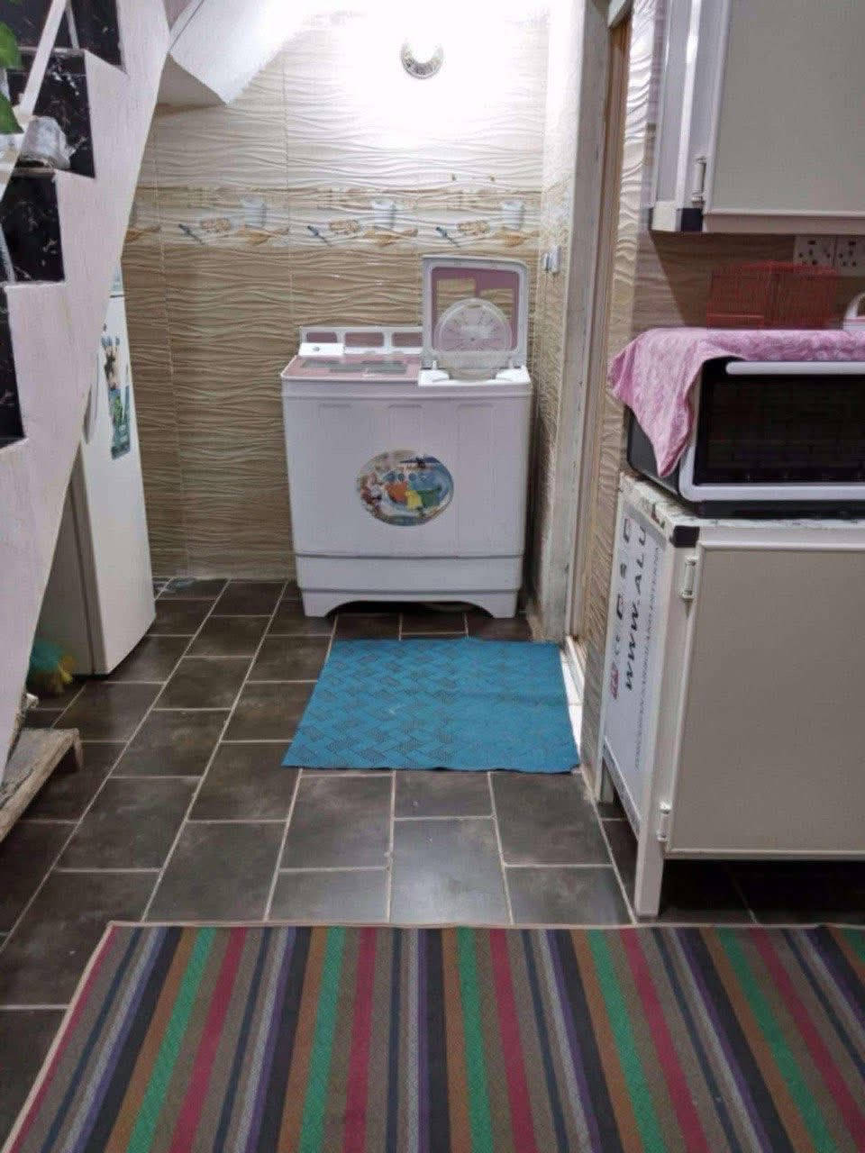 بسبب الوعود الكاذبه اعيد النشر بيت 100 متر للبيع زراعي اقرار 117 في الزعفرانيه دور الصحه 2 كاع بيت مياسه بناء 2020 طابوك 
يحتوي على غرفه نوم اخيره + صاله + استقبال + المنور مستغله مسويه مطبخ معزول + بيتونه كامله + سحطين يمنه ويسره سعره كلش مناسب لان متوازي ومحتاج فلوس 
رجأ رجأ فقط الشراي يدك رقمي ***********
