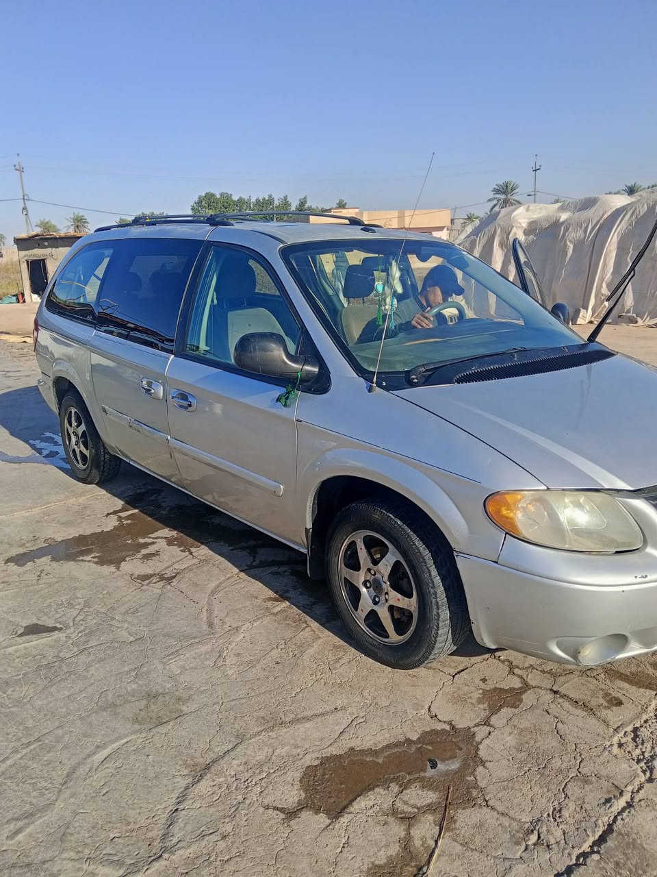 دوج كرفان 2007
محرك 3300تبريد3قطع شغال ضربتهه جاملغ خلفي والباب مبدل السعر المطلوب 73 اومراوس حسب القناعه


**إذا كنت صاحب هذا الإعلان وتريد حذفه لأي سبب، رجاءا أرسل رسالة إلى الدعم الفني**