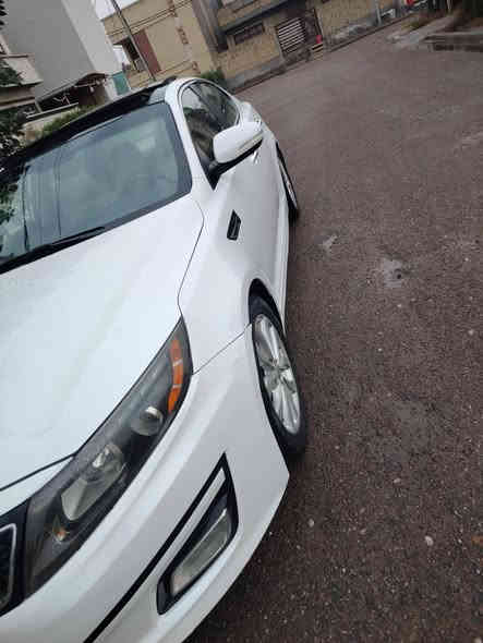 سلام عليكم اوبتما امريكي 2015 فول واحد على واحد اعلى فئه كشرتها صافيه وحلوه مابيها لابارد ولاشخوط حادثها جاملغ وبنيد  مبدل بلادي جاهزه كيؤ مكينه تبريد صدر تخم تاير باسمي شخصيا اخوان السياره فول الفول معروفه مواصفاتها هواي 
السعر 135 وبيها مجال حك الجيه الشراي يتصل غير متواجد عالفيس 
عنوان بغداد البياع 
***********
