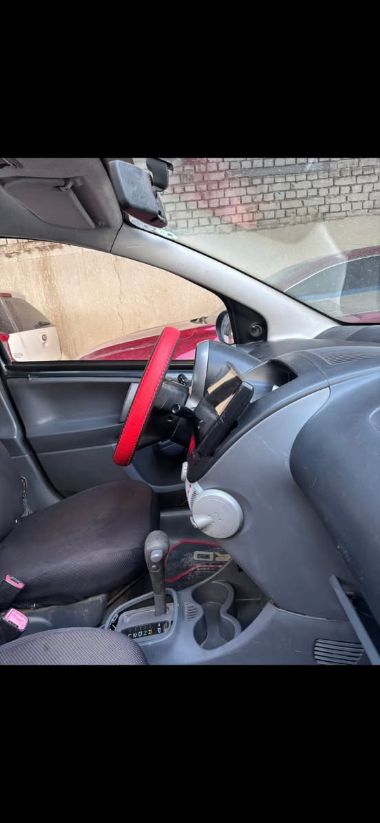 تويوتا ايكو  2010رقم اربيل دولي محرك ١٤٠٠ كير اوتوماتيك مكفول بدون نقص تايرات جدد صدر جديد تبريد تدفئه كلها شغاله السعر ٦٠ مكاني سامراء ***********
