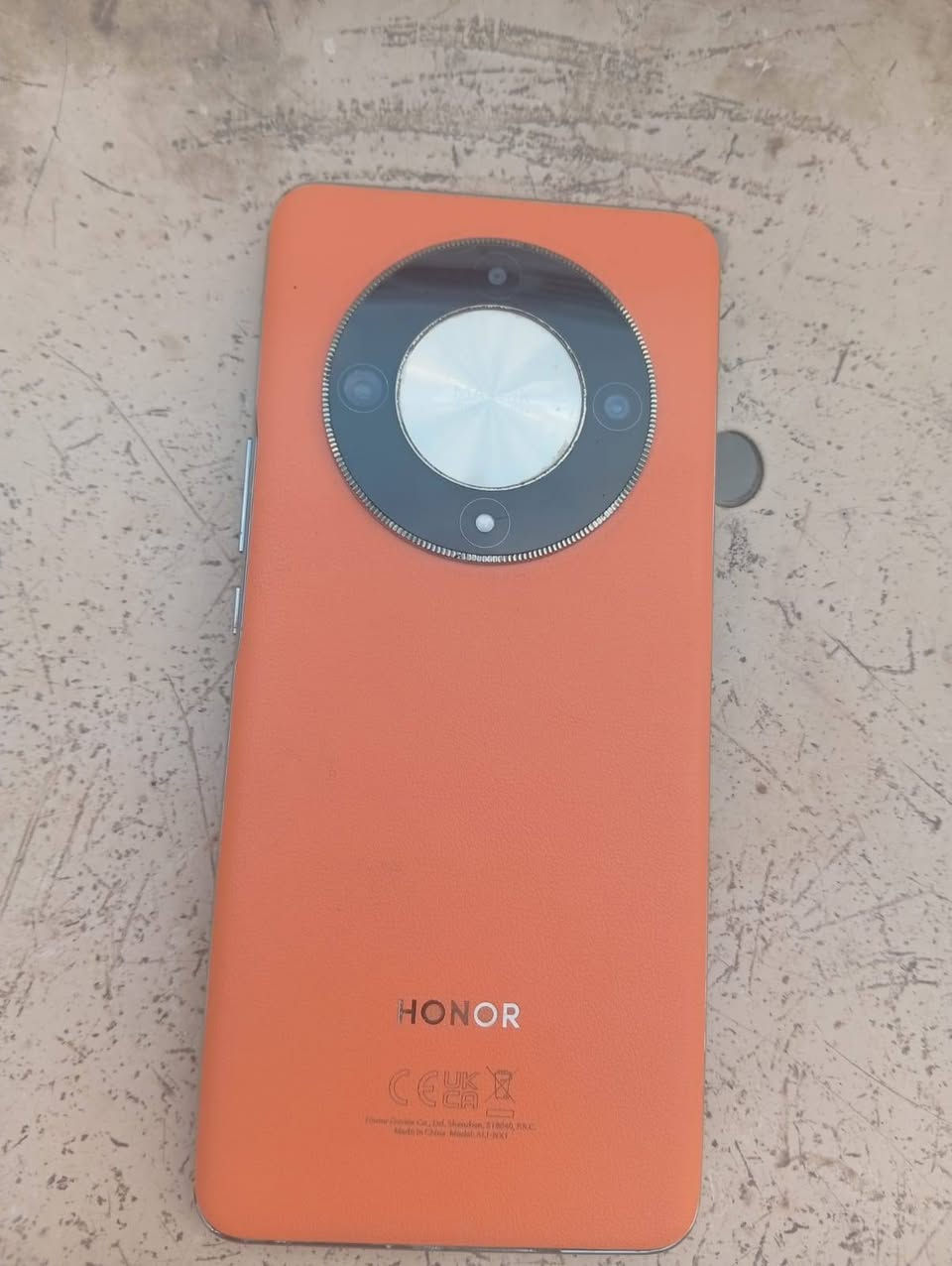 السلام عليكم تليفون HONOR X9b 5Gللبيع السعر ٣٠٠وبي مجال الجهاز نضيف مابي اي خلل
رقم الهاتف ***********
