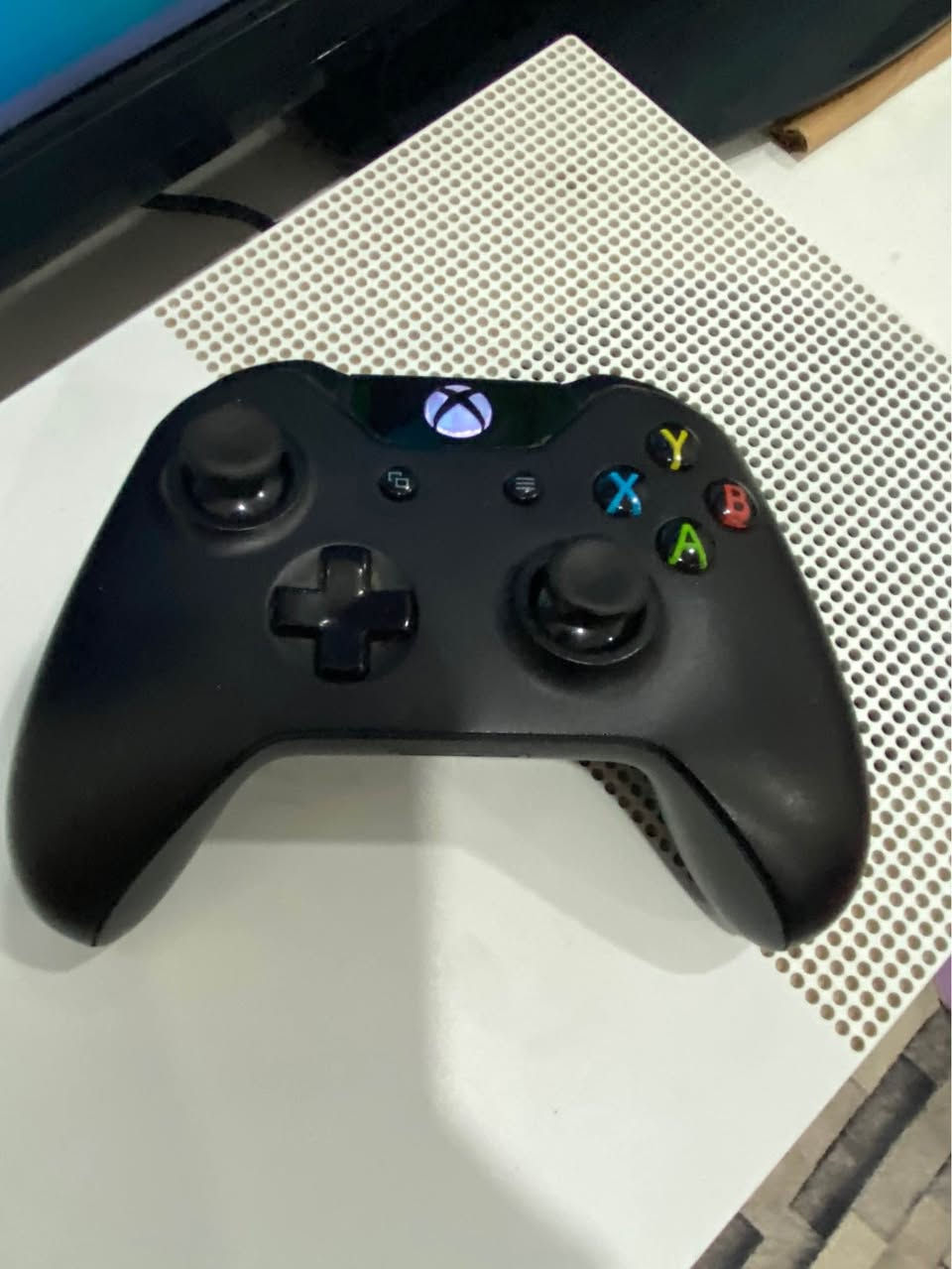 اكس بوكس وان اس ذاكره512 كيكا
كامل ملحقات جهاز مكفول تفحصه وتاخذه
السعر 165 الف مكاني بغداد الدوره
وعندي توصيل بغداد, العراق


**إذا كنت صاحب هذا الإعلان وتريد حذفه لأي سبب، رجاءا أرسل رسالة إلى الدعم الفني**