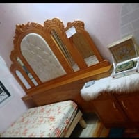 غرفة خشب • استعمال قليل • مجمع حطين