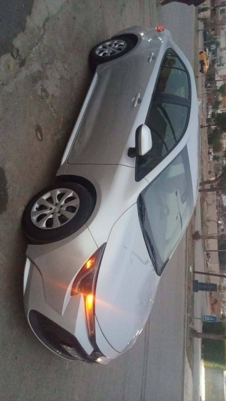 السلام عليكم للبيع تويوتا كورلا مديل 22 بجم كبس  داخل لونين حادثة فقط رصعات اباب السكن الامامي بدون دواخل بدون صبغ بدون تعديل حتى شخوط وملاحظات ما بيها السياره جديده بالعافيه عالياخذها داخل لونين كير محرك حجر رادار تبريد كله شرط ماشيه ٨٩ ميل مكاني كركوك سعرها ١٦٥ بيها مجال بسيط *********** صور الحادث بالمنشور
