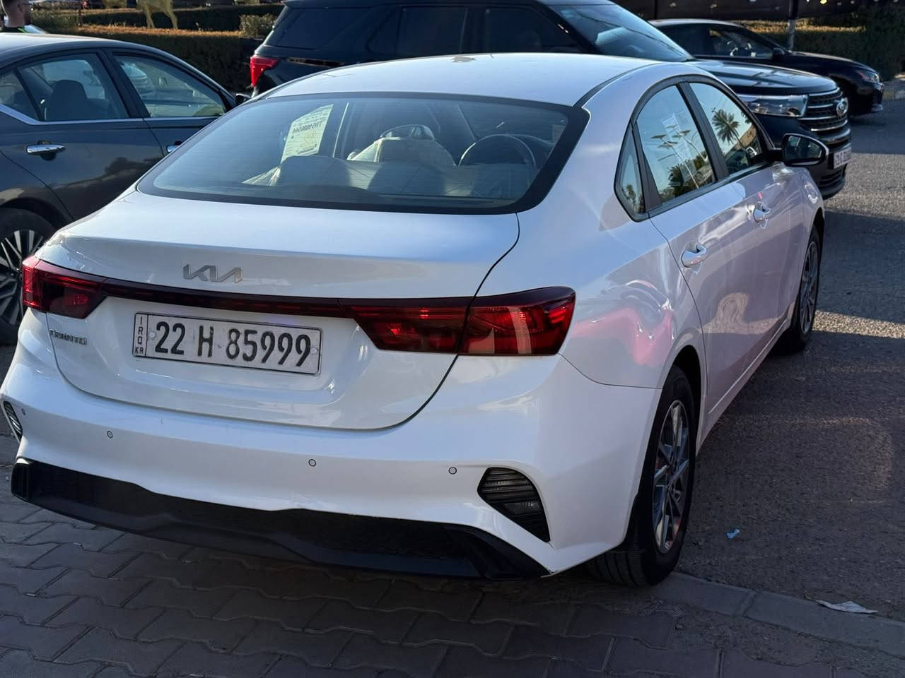 سلام عليكم
سيراتو موديل 2023 خليجي 
سياره مكفولة كفاله عامه
رقم اربيل  تريد تحويل تريد وكاله
مواصفات 
تبريد قطعتين
داخل لونين
تحكم استيرن
صندوك كهرباء
سياره جديده ويل كب 17 جديد 
مكان السياره خانقين 
السعر 143 
اي استفسار ***********
