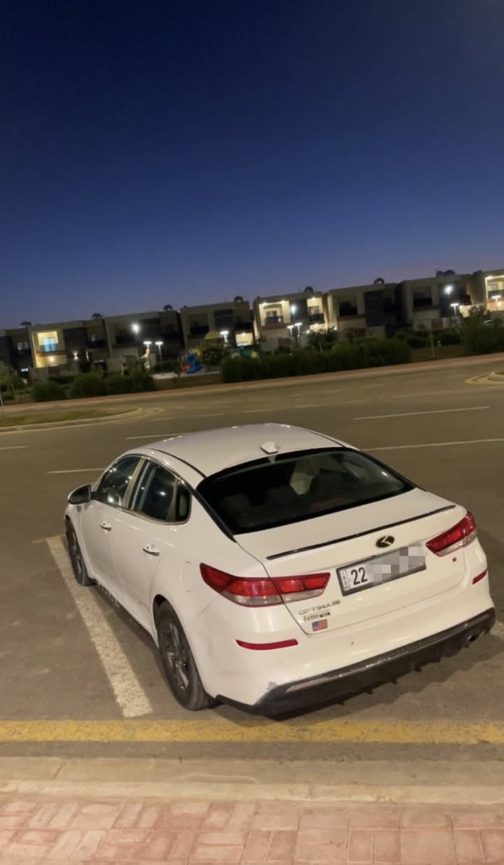 السلام عليكم
للبيع كيا اوبتما 
2020
 الفئه S 
فول مواصفات عد الفتحه
وارد امريكي ضرره بنيد
باقي السياره مكفوله
حساسات
تدفئه تبريد
كافره خلفيه
كير محرك مكفولات
السياره خير من الله
السعر 162
***********
