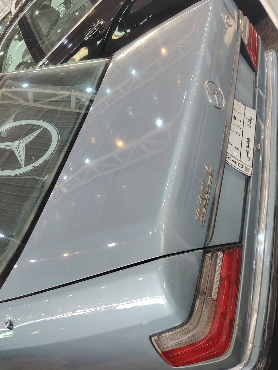 سلام عليكم
للبيع
 مارسدس مديل ٩٠ مكينه ثنين ونص بلادي سيارة مصبوغه عام جمالية ما عدئ قمارة ما مصبوغه رقم بغداد كير مكينه حلوات السعر 68$ورقه بيهة مجال عنوان نجف كوفه الاتصال ***********
