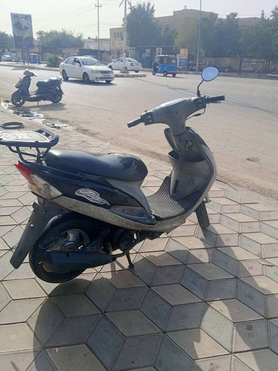 يالله دراجة منغولي كفرات بلاد ختم واحد مكينه بس ولفات سلفه شغال عوزه بس شخاطه دراجة حلوه ملاح شوفت عينك 50بلاد سعر450وبيه مجال مكاني ناصريه مركز شارع الجمعه رقمي ***********
