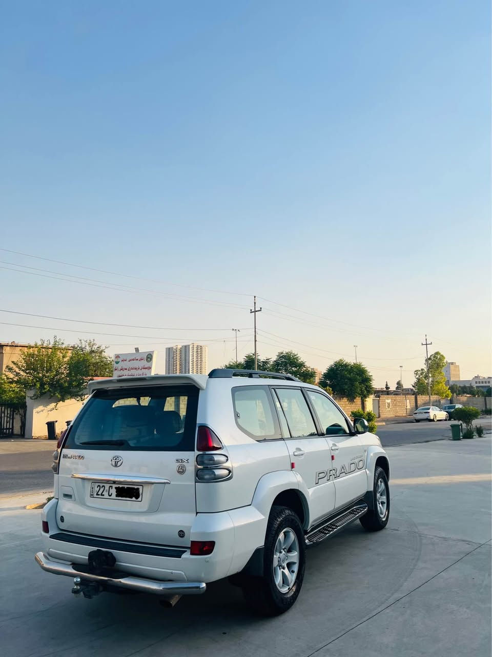 تۆیۆتا پڕادۆ ٢٠٠٧ 
‎ سەیارەیەکی خاوێن لەسەر،دەقی شەریکە
‎•ڕەنگی سپی
‎•سێ پارچی پیشەوە بەس پەمبە لەسەر گاڵ بوونەوە
‎•سێ ڕێز کوشین
‎•چوار پستن
‎•جام کارەبایی
‎•دەبڵ،ئەکسل
‎•گێڕ تۆماتیک
‎•گێڕ و مەکینە بەشەرت بەلام مەكینەی كراوتەوە
‎•تەحویل و غەرامە بەشەرت ژمارە و ژینگەی نویە 
‎هەزەی نویە
‎٣٣٤٠٠٠ هەزار ڕۆیشتیە

‎⚫ ھەولێر
‎لۆ زانیاری زیاتر پەیوەندی بکەن بە وەتس ئەپ و ڤایبەری 
***********
*********** أربيل, العراق
