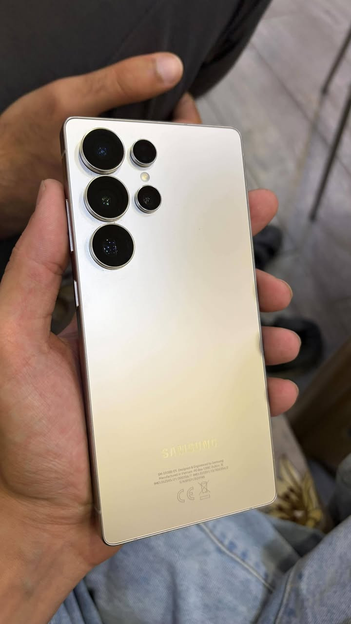 S 25 ultra
الجهاز بعده بالضمان بشهر الرابع سنه الجايه يخلص 
الجهاز نضافته 100/100  يعني جديد 
السعر 1250  
العنوان ناصريه قرب البهو


**إذا كنت صاحب هذا الإعلان وتريد حذفه لأي سبب، رجاءا أرسل رسالة إلى الدعم الفني**