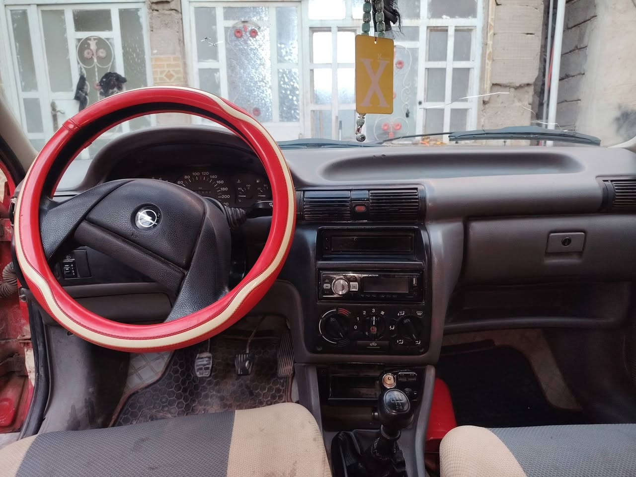 سلام عليكم
اوبل استرا موديل ٩٢ للبيع مكينه ١٨٠٠ دوش سيارة جهازة من كلشي السعر ٣٨ وبيهة مجال
ديالى /بعقوبة***********
