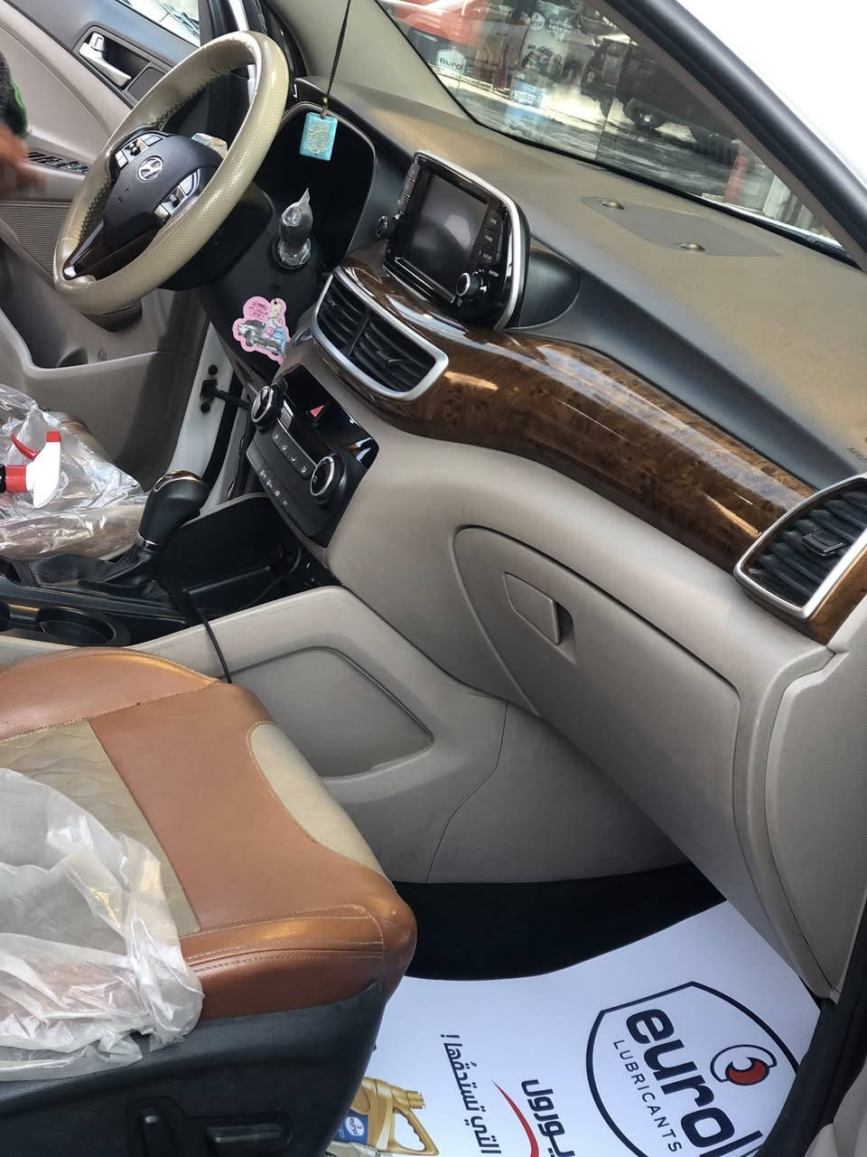 توسان خليجي شركة الكاصد 2020 
فول مواصفات للخير 
السعر 225 بيه مجال 
الاستفسار ***********
