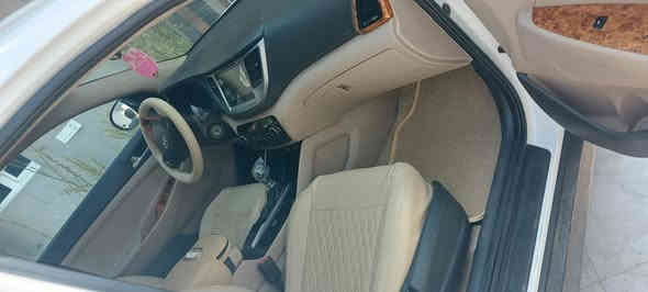 السلام عليكم توسان للبيع
رقم بغداد باسمي
داخل محرك كير مكفول 
 كلشي مكفول عدا الواضح بالسونار
موديل ٢٠١٨
السعر18200$مجال بسيط حق الجية
تواصل فقط واتساب مراسلة فقط
***********
ماشية ٢٢٥كم قابل للزيادة
على ايد وحدة السيارة
