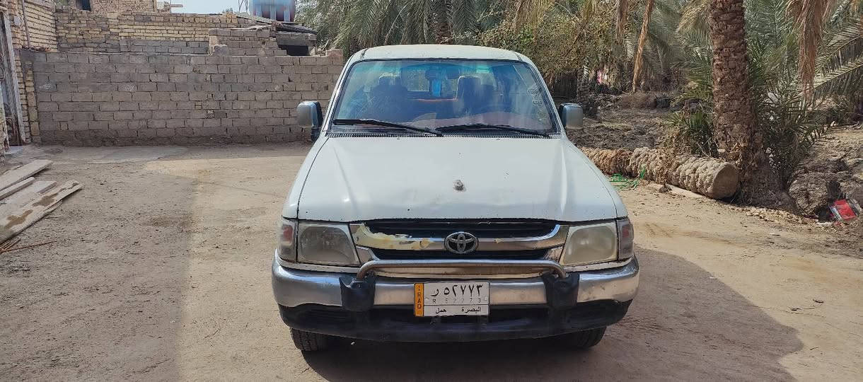 سلام عليكم تيوتا جمره 2002 فول كويتي رقم بصره  الماني سنويه لل ٢٧ كير محرك اكسن شرط كارتون تبريد تدفه عله وضع شركه كارتون حداديه جديده تخم تاير جديد باتري جديد اربع جام كرهباء غرفه ماروني بيع او مراوس بكيه بنكو  مكان سياره سماوه  ***********
