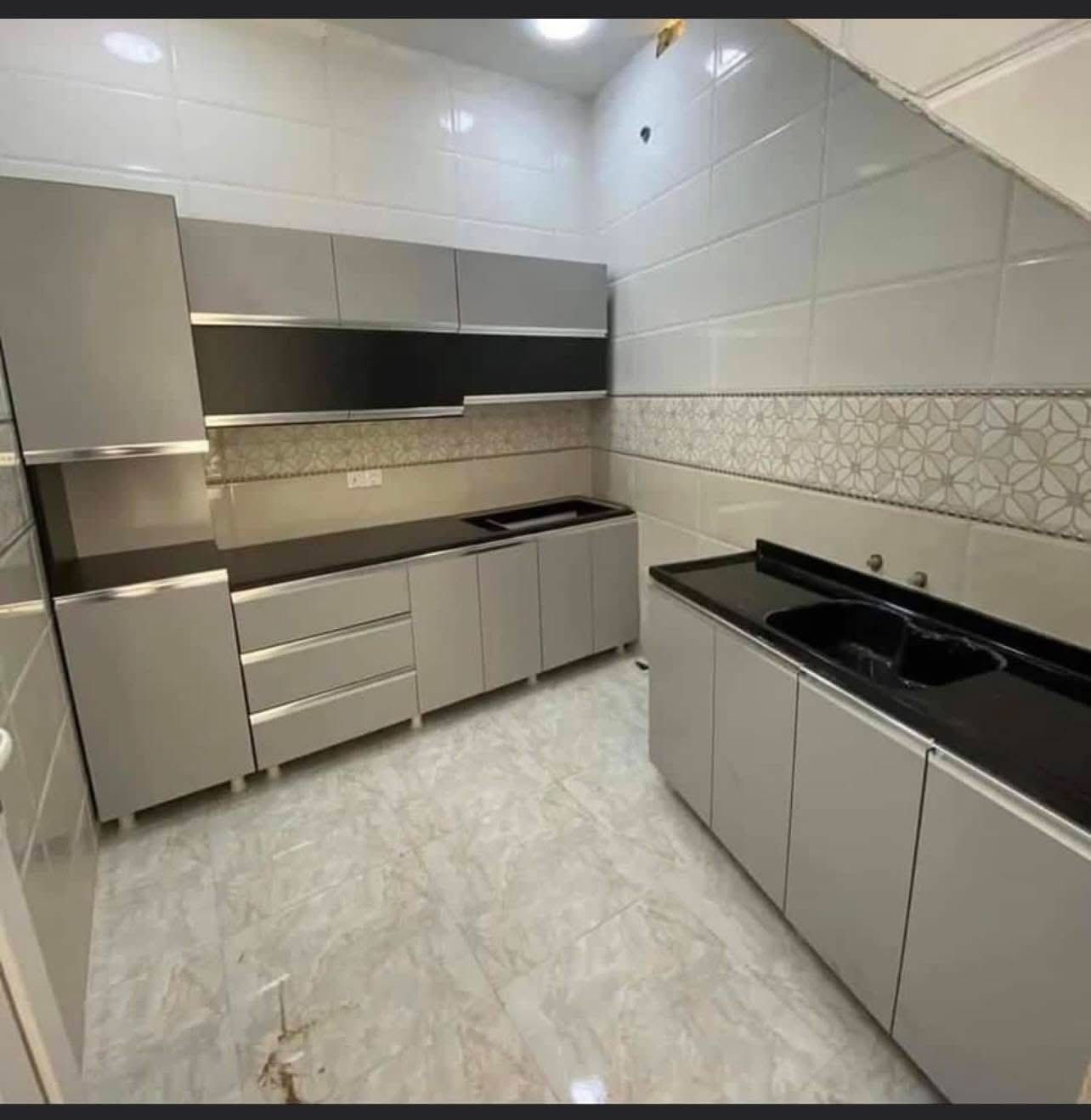 عروض العيد🔥 شد وتوصيل مجاني داخل بغداد .
الاسعار مناسبة جدًا 🤑
تتوفر لدينا كاونترات MDF داخل وخارج
كاونتر قياس مترين مع سنك متر ونص🔥625 الف فقط🔥
كاونتر مترين ونص ومع سنك متر ونص🔥675 الف فقط🔥
كاونتر 3متر مع سنك متر ونص 🔥750 الف فقط🔥
* لدينا قياسات جاهزة وايضًا تفصال 
حسب قياس وطلب الزبون🫶🏻

📍العنوان بغداد / شارع فلسطين - شارع الطارق 
مجاور علي ديكو للألبسة الرجالية 📍

⚠️العروض تشمل عمق 45 فقط + السنگ مرمر ⚠️

للحجز و الإستفسار يُرجى مُراسلتنا على الخاص 📥
✨مُدة التجهيز يومين فقط ✨


**إذا كنت صاحب هذا الإعلان وتريد حذفه لأي سبب، رجاءا أرسل رسالة إلى الدعم الفني**