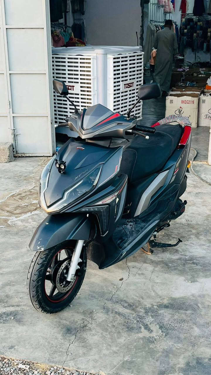 ♦️سلام عليكم
♦️دراجة شاينك  للبيع فقط
♦️🧿سويج عدد 2🧿الون رصاصي 🧿
♦️حجم محرك 125cc🧿
 ♦️الدراجة غنية عن التعرف وهواي موجودة بديالى 
♦️السعر اتصل وتدلل 
♦️ واسئل على سعرهة بيش الزيرو 😉

♦️المكان ديالى جلولاء شيخ بابا 
 
الرقم بي واتساب بالفيس مامتواجد الشراي يتصل
♦️📞📞📞  ***********📞📞📞♦️
