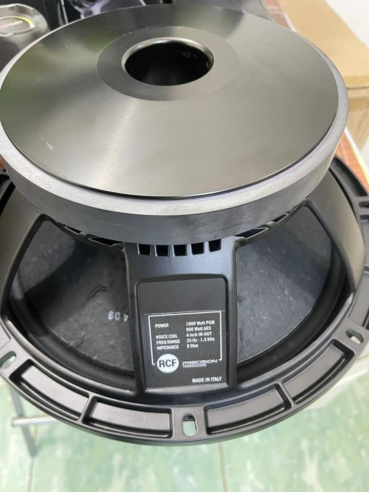 لبيع لبه بيز حجم 12مع تويتر مع كرزوفر كامل جديد غير مستعمل الاتصال *********** وات ساب
