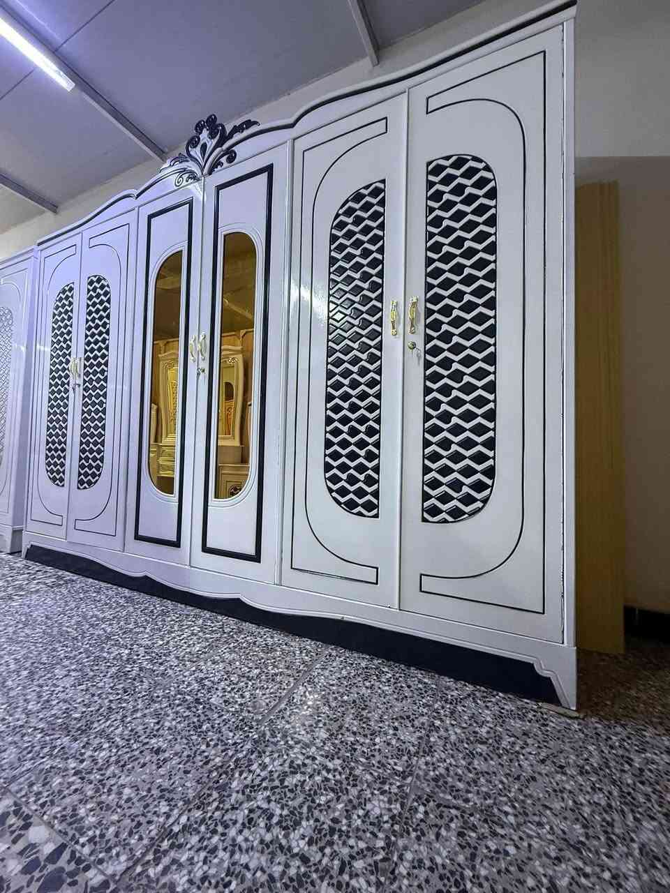 غرفة نوم صاج عراقي جديد صبغ حراري ابيض شغل حديث حفر سينسي زاوية بارتفاع كنتور 
السعر مليون و ١٠٠
نهايته مليون و ٥٠
مع الشد و النقل واصل داخل مناطق بغداد 
اما محافظات فقط كروة تختلف


**إذا كنت صاحب هذا الإعلان وتريد حذفه لأي سبب، رجاءا أرسل رسالة إلى الدعم الفني**