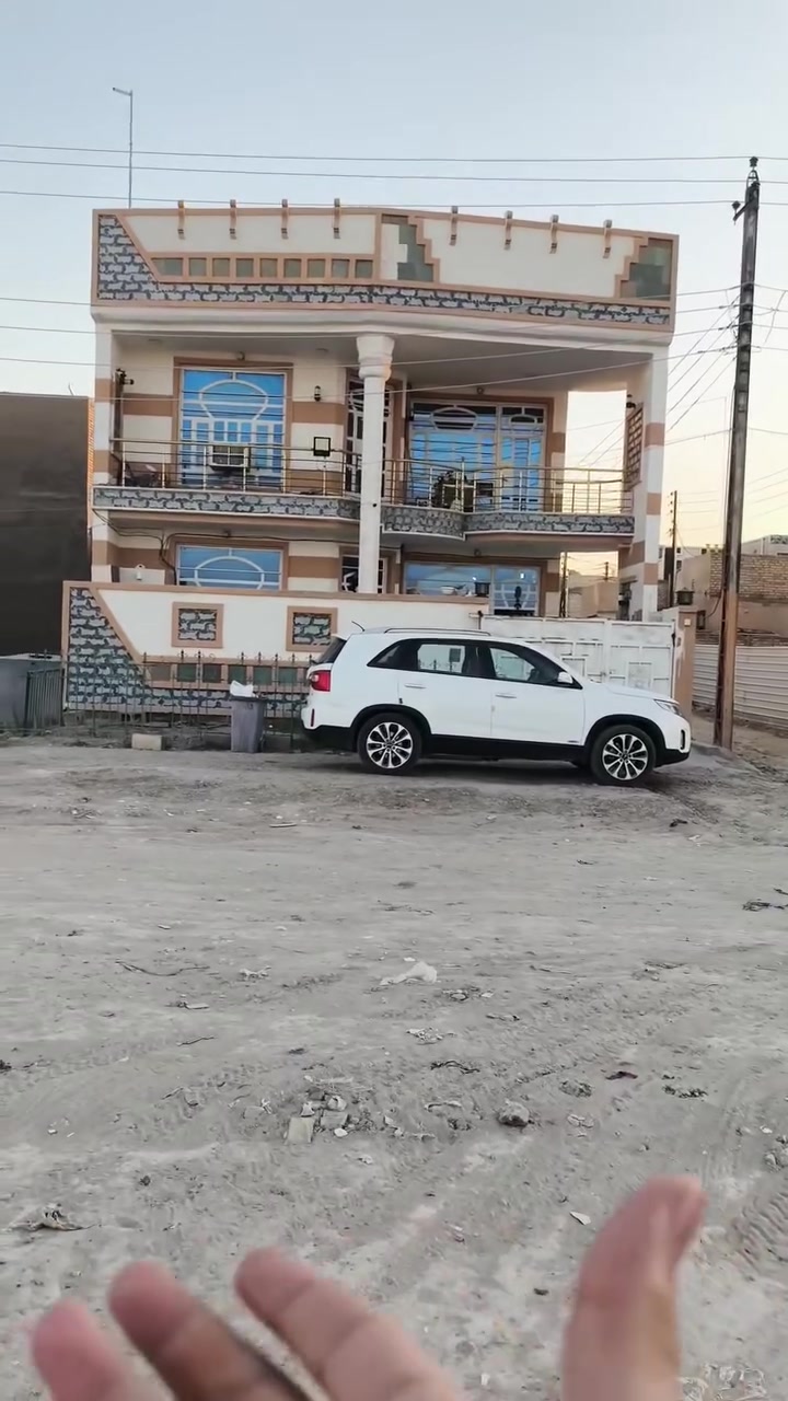 ​🏠 دار حديث للبيع في سبع البور 🌟
بيت العمر بموقع مميز وبناء حديث جاهز للسكن!
​📍 الموقع: بغداد - سبع البور - الـ 12 الصغيرة (على شارع حاتم الطائي مباشرة 🛣️).
​📐 المساحة: 187 متر.
​🏗️ البناء: حديث وعصري.
​📌 يحتوي على:
استقبال + مطبخ + (4) غرف نوم + صحيات (داخلية وخارجية).
​📱 للاستفسار (خاص أو واتساب): ***********
