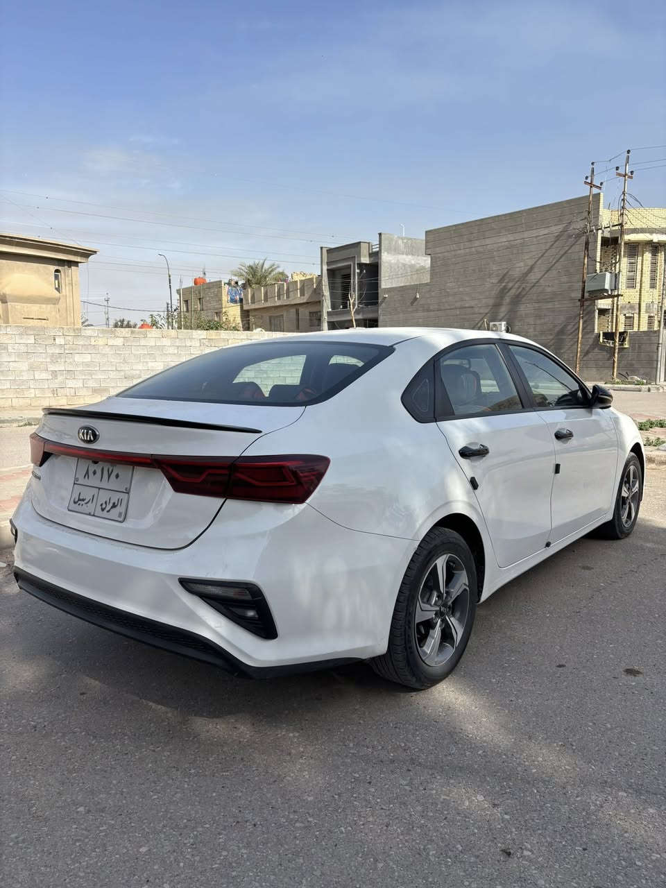 سيراتو 2019
خليجي محرك 1600
ويل كب 
مري شفط 
كشنات جلد 
ماشية 130 الف كيلو 
باب السائق مبدل بلادي 
السعر 143 ورقة 
***********
مكان السيارة واسط العزيزية
