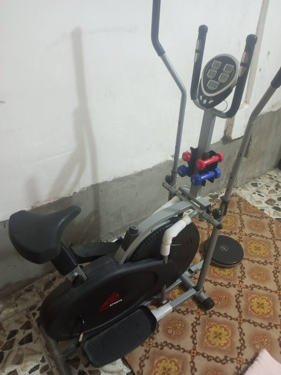 سلام عليكم عندي جهاز لبتكل لبيع الله شاهد ماخذه 180 ما صارله شهرين بعده جديد وشراي بي خير ويدلل على سعر


**إذا كنت صاحب هذا الإعلان وتريد حذفه لأي سبب، رجاءا أرسل رسالة إلى الدعم الفني**