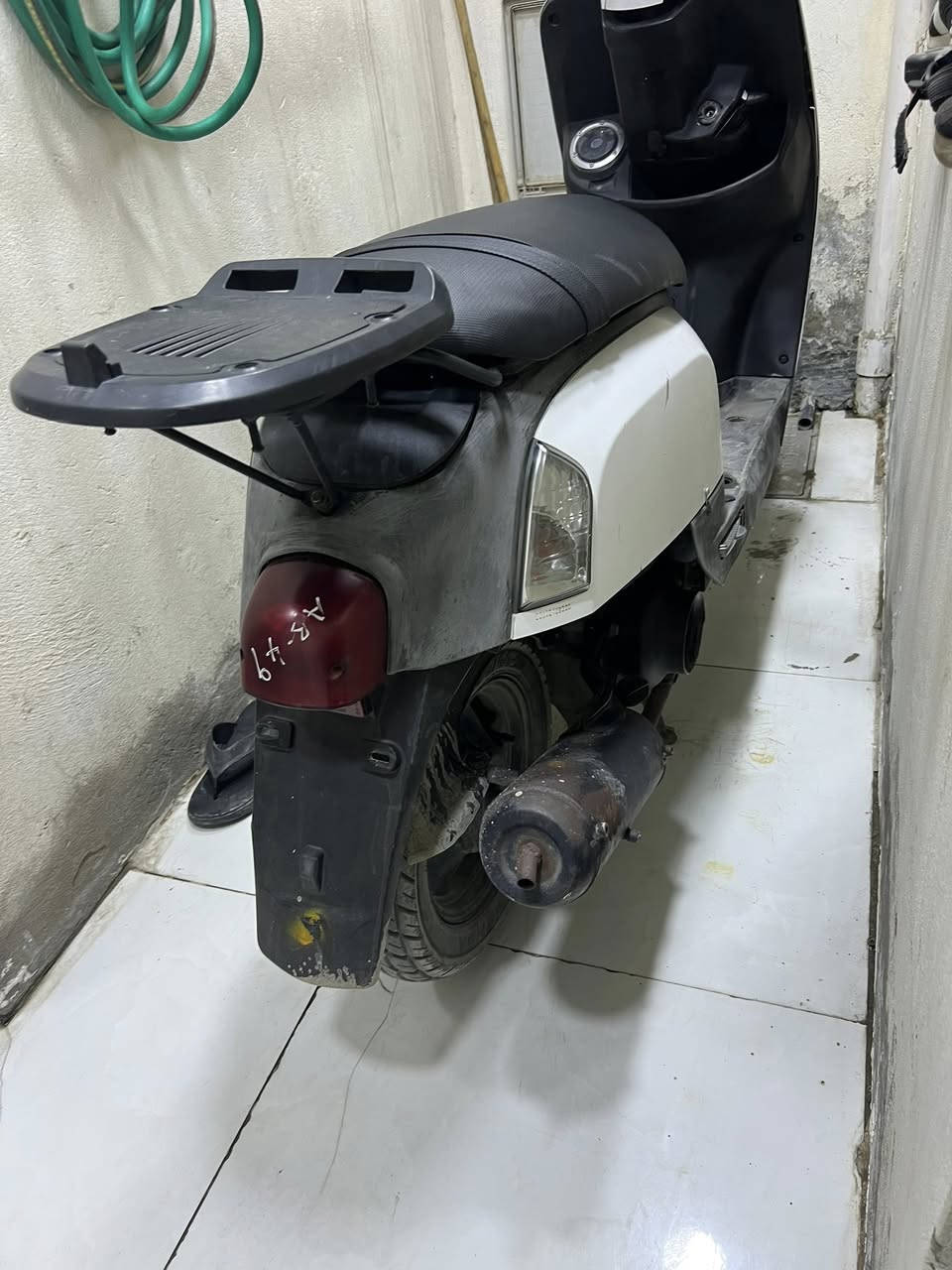 السلام عليكم من رخصه الادمن دراجه بوليسي. مال رمبه لبيع سعرهاا 650الف وبيهاا مجال حك الجيه مكاني الامين شارع النوب 
هـ ***********
