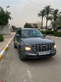 هونداي فينيو للبيع  موديل 2023  ماشية 17000 mi المواصفات:- شاشة كاربلا...
