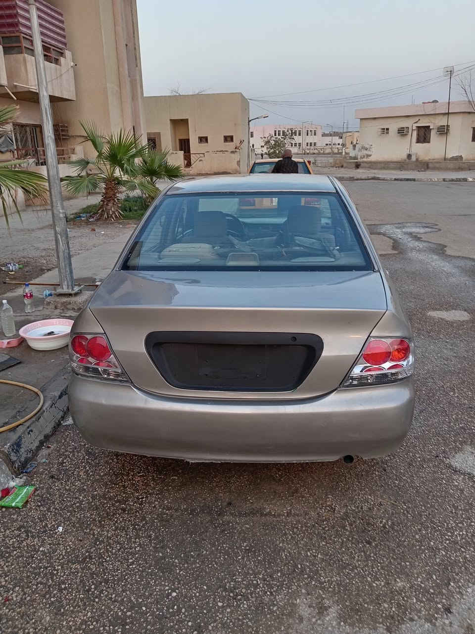 لانسر ٢٠٠٤ مال مزاد اصوليه جاهزه ماناقصها شغلات بسيطه السعر ٣٧ للاستفسار اكثر *********** او على الخاص
